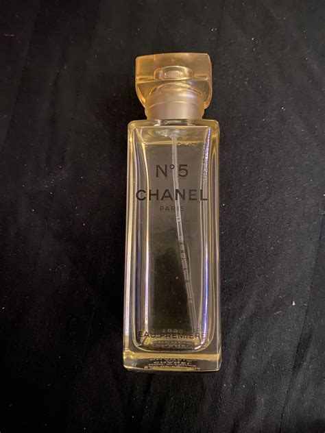 chanel n5 review